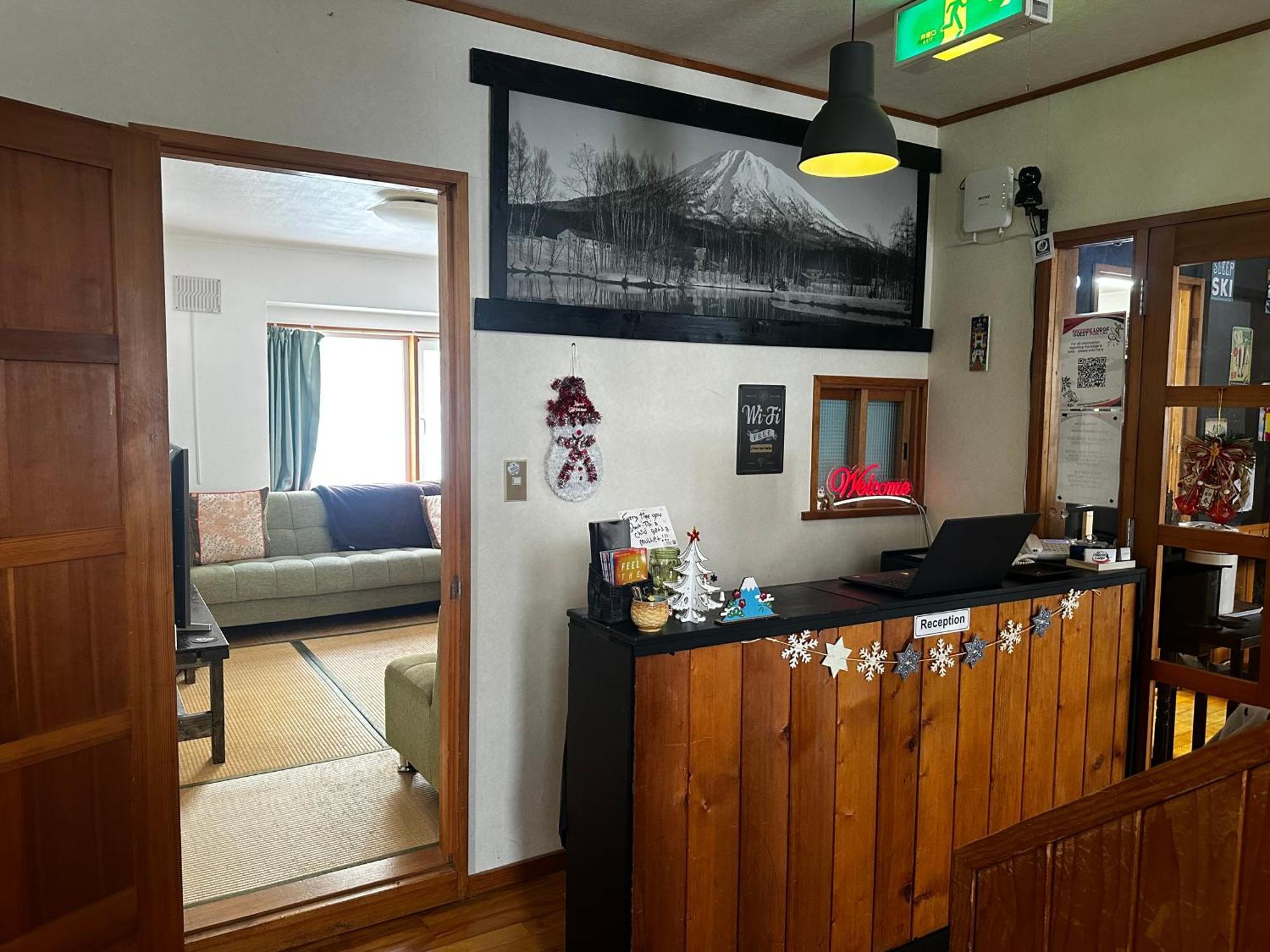 Freeride Backpackers Lodge ניסקו מראה חיצוני תמונה