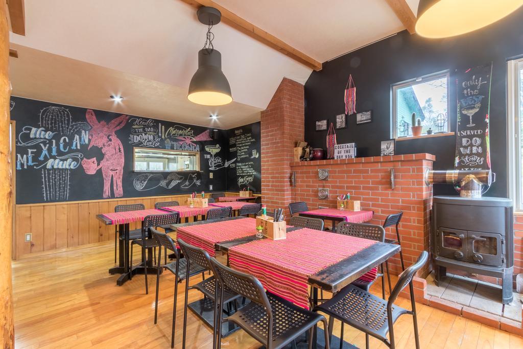 Freeride Backpackers Lodge ניסקו מראה חיצוני תמונה